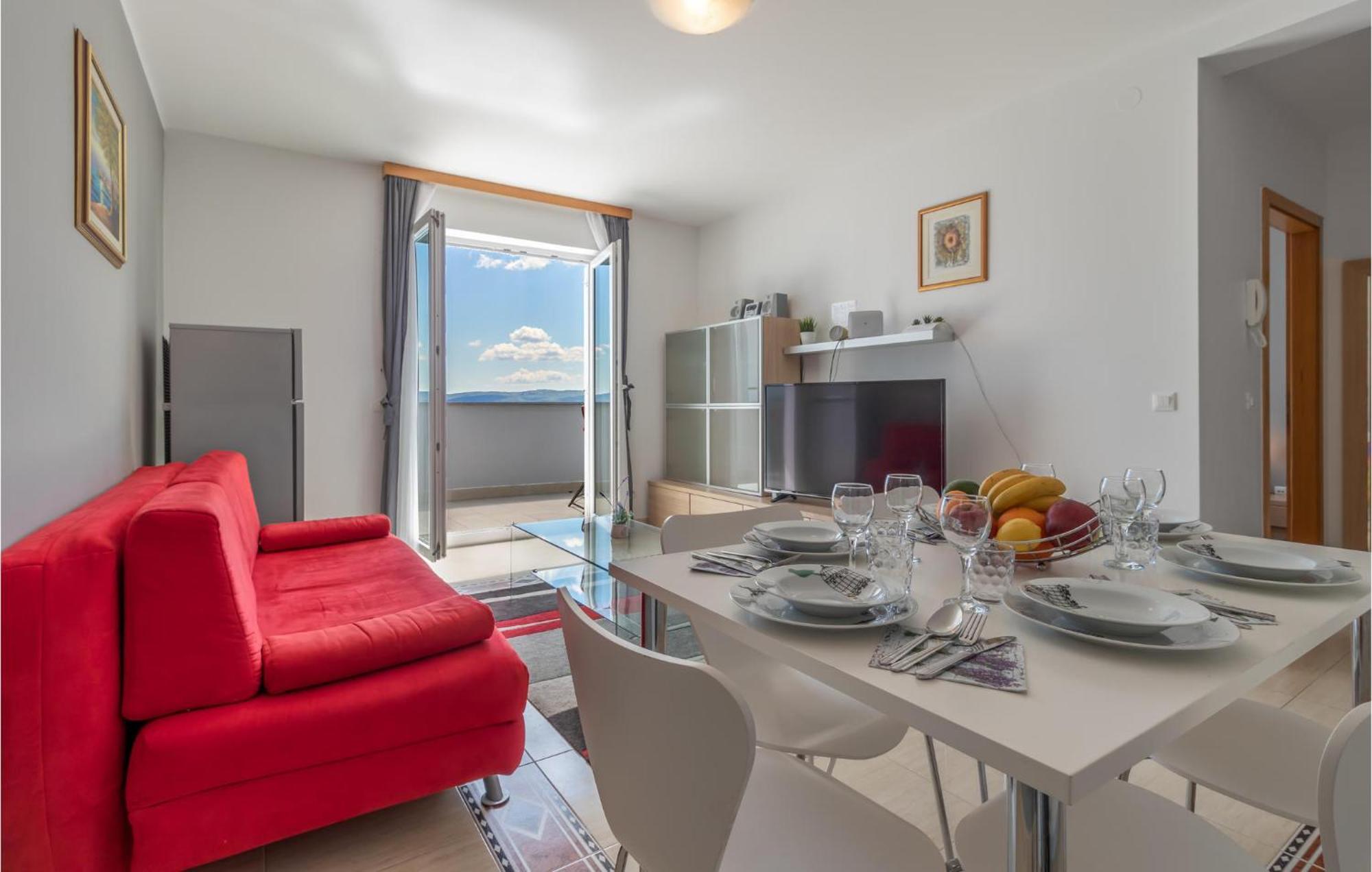 Lovely Apartment In Selce With House Sea View Екстериор снимка
